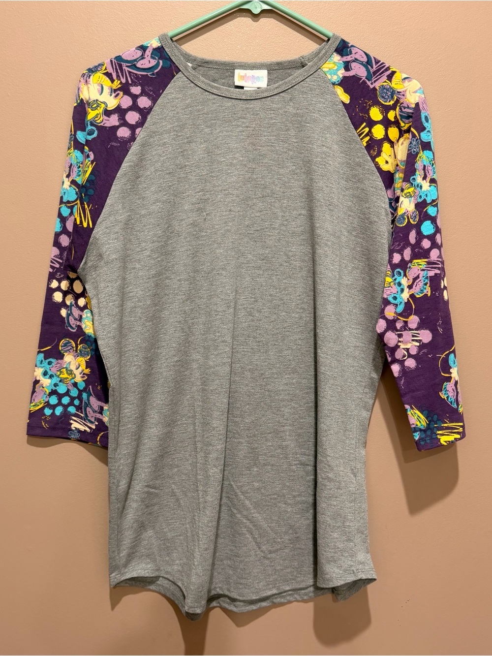 LuLaRoe Disney Minnie Mouse Gray Raglan Top with Purple Floral Sleeves